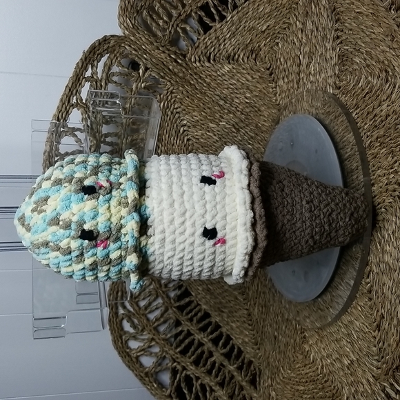 Crochet Ice Cream Cone Stuffy Neapolitan Superman Vanilla Waffle Hand Crafted - Picture 4 of 9